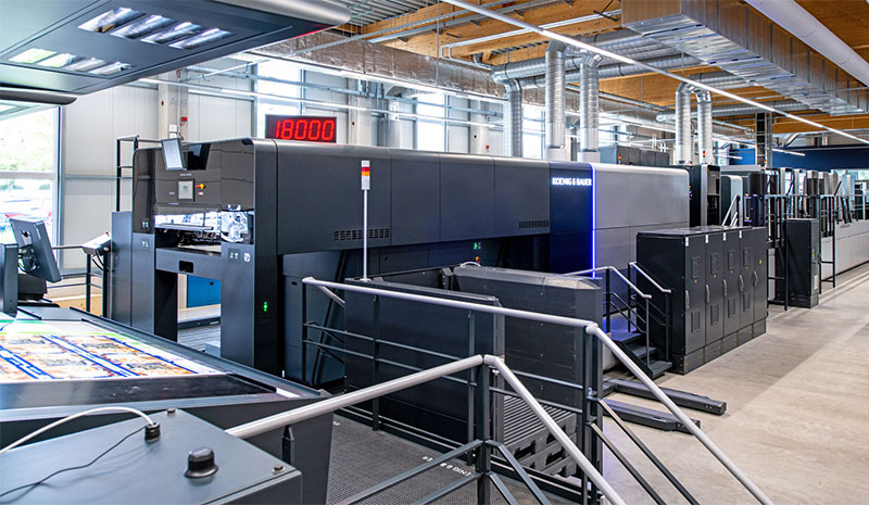 Koenig & Bauer apresenta nova geração de impressoras offset planas de grande formato