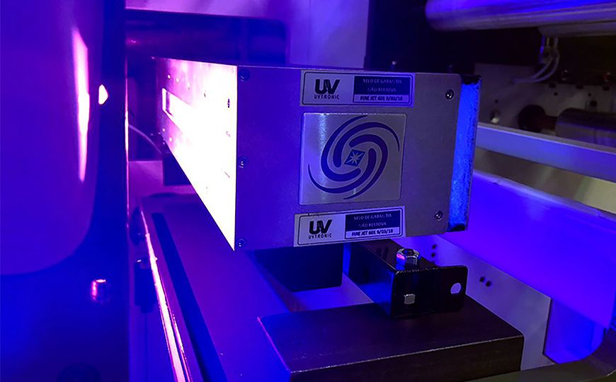 Uvtronic e Phoseon Technology apresentam soluções integradas em UV LED na ExpoPrint