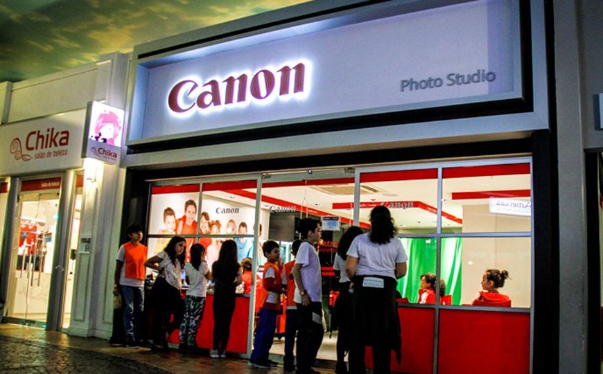 Canon monta estúdio fotográfico na KidZania e transforma crianças em fotógrafos profissionais