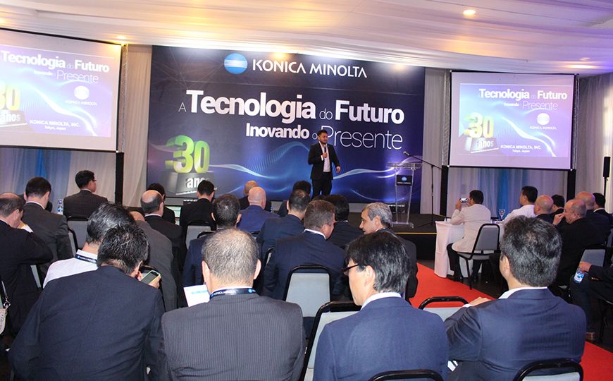 Konica Minolta completa 30 anos no país com festa em Manaus