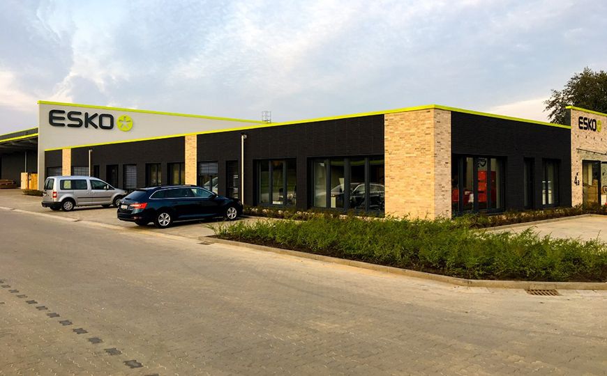 Esko inaugura fábrica para as soluções de gravação de chapas flexo