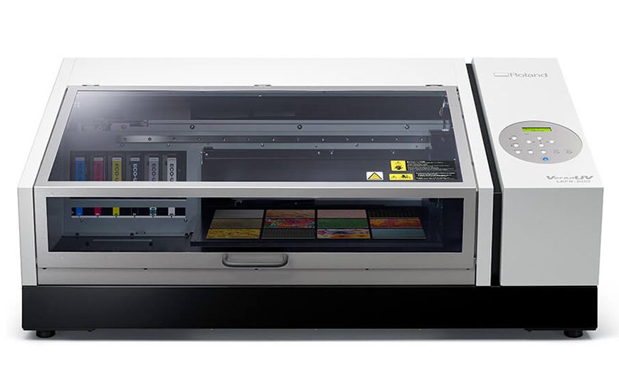 Roland DG anuncia novidade em equipamento que imprime direto em objetos