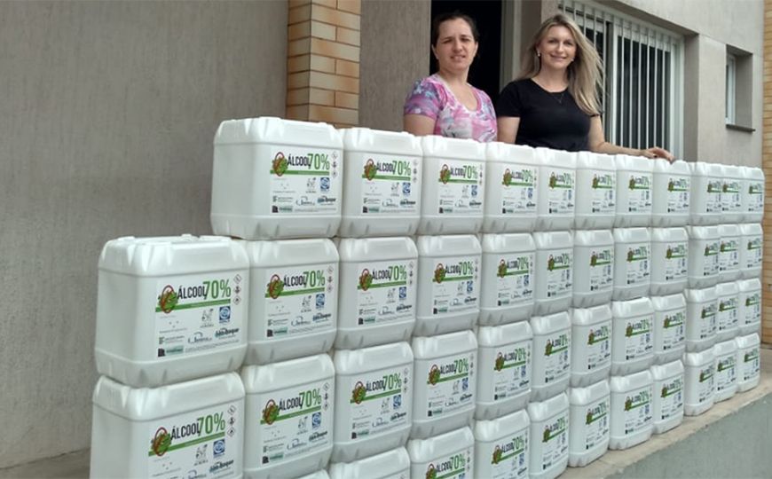 Gráfica São Roque produz rótulos em ação de prevenção